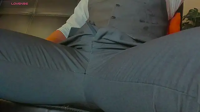 MrLonely02 online show from 01-09-25, 03:47