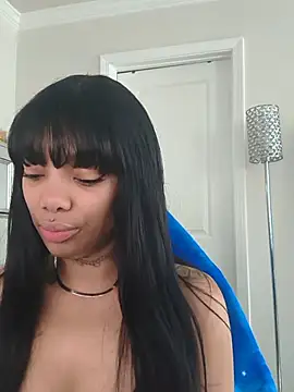 Snapshot of butterflybootyy chatting on 06-18-26, 01:15 butterflybootyy online show from 06-18-26, 01:15