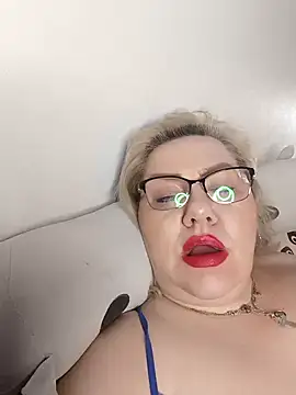 AngelinaGlam online show from 01-25-25, 08:42