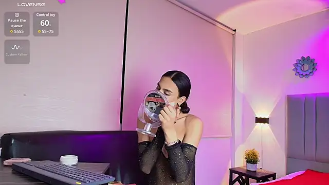 Chloe Cherry21 online show from 02-01-25, 02:37