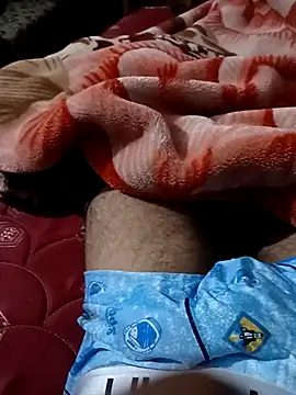 HotPrism439 online show from 11-01-25, 07:27