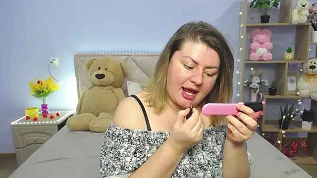 ZannaDreil online show from 03-12-25, 04:41