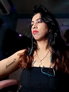 Snapshot of Lavender22 chatting on 10-12-25, 07:13 Lavender22 online show from 10-12-25, 07:13