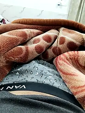 Snapshot of Sumitlive24MBD chatting on 12-18-24, 05:21 Sumitlive24MBD online show from 12-18-24, 05:21