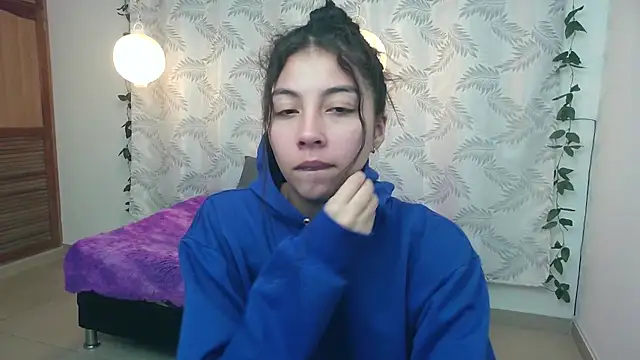 Mya paris online show from 01-27-25, 07:03