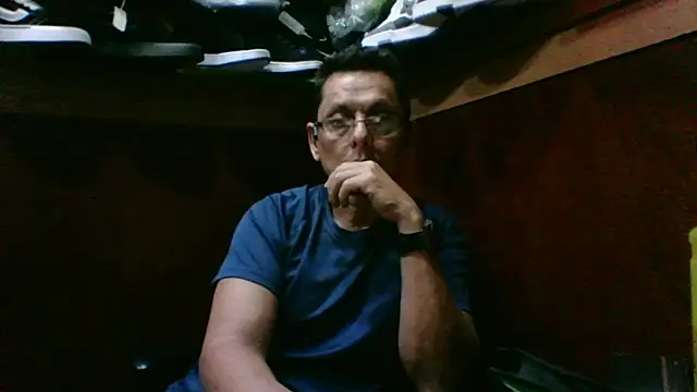 MarcusKelvin online show from 10-20-25, 05:46