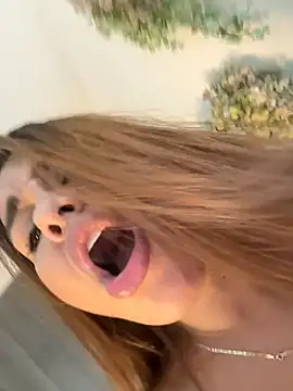 Snapshot of valeria2019hot chatting on 02-20-26, 06:19 valeria2019hot online show from 02-20-26, 06:19