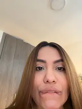 Snapshot of valeria2019hot chatting on 02-26-26, 06:51 valeria2019hot online show from 02-26-26, 06:51