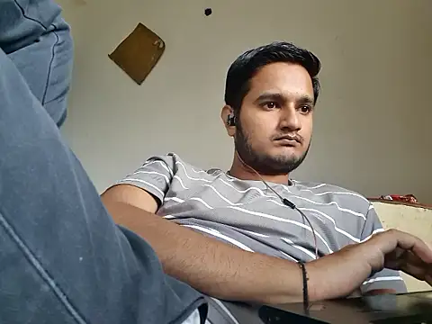 Jonrobinso online show from 10-27-25, 05:11