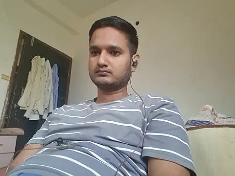 Jonrobinso online show from 11-19-25, 05:18