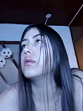 Snapshot of Maralains chatting on 07-09-26, 03:54 Maralains online show from 07-09-26, 03:54