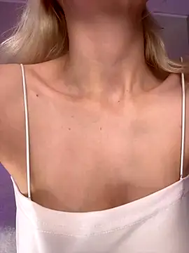 LoveLuna  online show from 11-09-25, 09:13