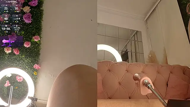 miranda villa online show from 10-22-25, 01:22