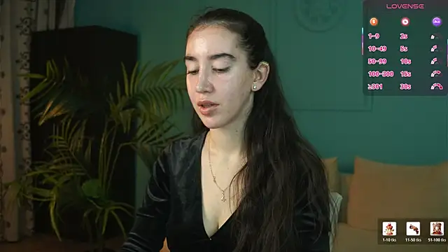 Snapshot of Belle_Via chatting on 07-19-26, 11:03 Belle Via online show from 07-19-26, 11:03