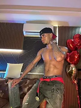 AaronCruz  online show from 02-15-26, 01:20