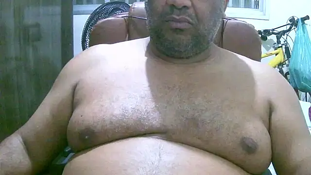 Snapshot of ulmo_br chatting on 09-15-25, 12:43 ulmo br online show from 09-15-25, 12:43