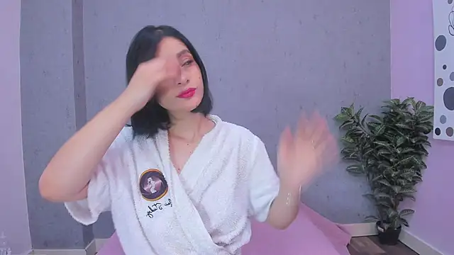 Tiffany mendez online show from 01-06-26, 12:09