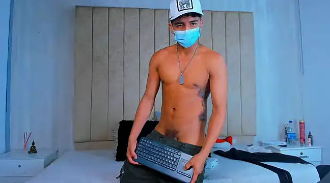 Snapshot of Muichiro_tokito1 chatting on 12-27-24, 08:13 Muichiro tokito1 online show from 12-27-24, 08:13