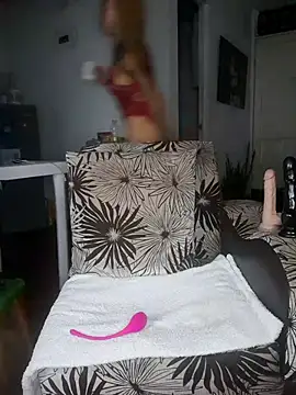 Snapshot of Sexy-Favgirl chatting on 09-17-25, 08:05 Sexy-Favgirl online show from 09-17-25, 08:05