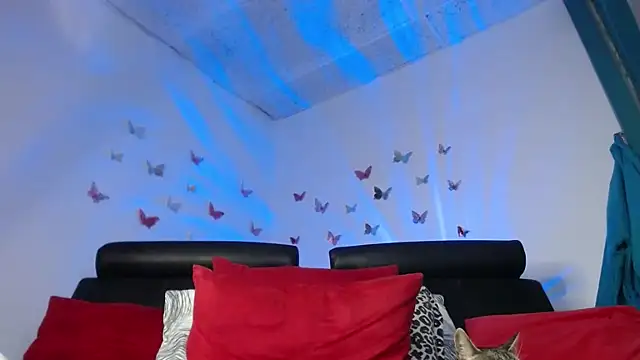 Sexy-Favgirl online show from 03-06-26, 11:23