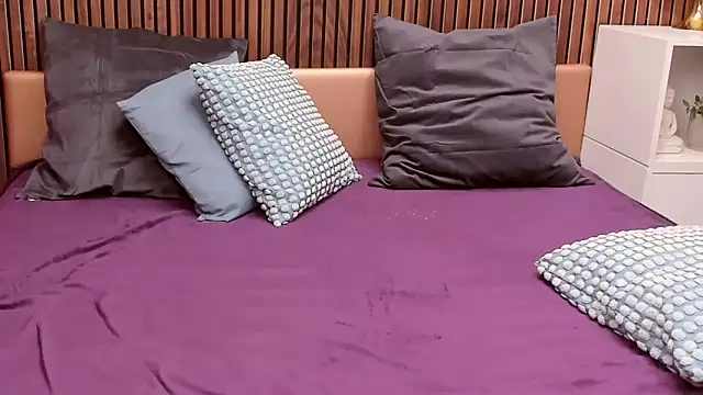 NataliaNightX online show from 12-30-24, 05:15