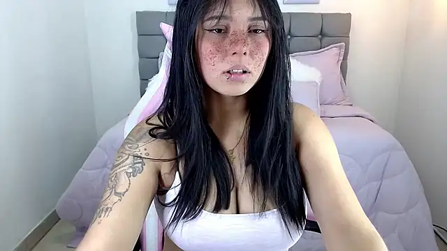 sarah moon2 online show from 03-12-25, 03:40