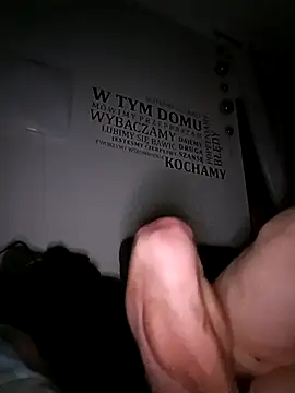 wariacik0024 online show from 01-12-26, 01:33