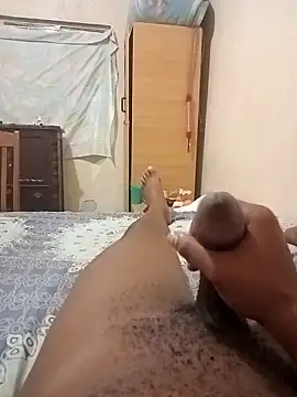 izinjamfee2 online show from 01-12-26, 08:25