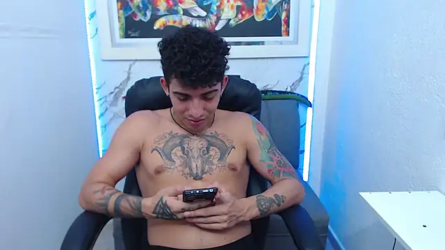 targuerian22 online show from 09-13-25, 06:46