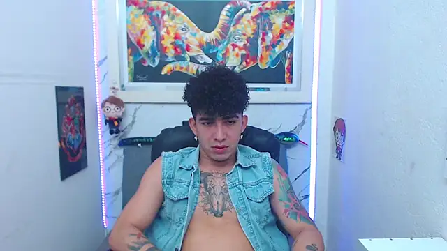 targuerian22 online show from 11-30-25, 02:37