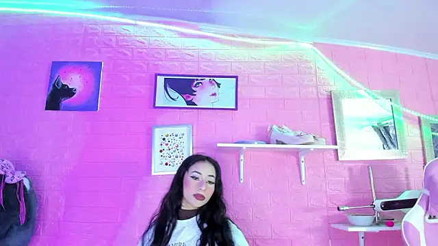 Snapshot of hanna__azumi chatting on 02-01-26, 02:54 hanna azumi online show from 02-01-26, 02:54