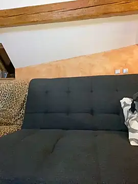 Snapshot of Cheinneyia chatting on 01-16-25, 12:55 Cheinneyia online show from 01-16-25, 12:55