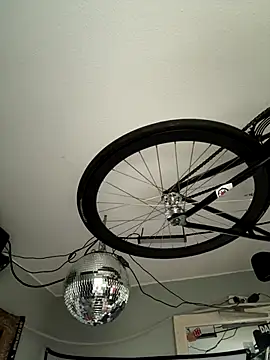 Snapshot of pillepallex84x chatting on 12-22-25, 12:13 pillepallex84x online show from 12-22-25, 12:13