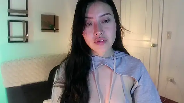 Emilyswan04 online show from 02-20-25, 01:57