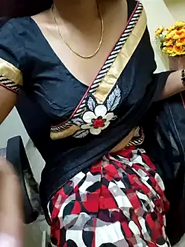 Snapshot of Roja-Telugu777 chatting on 02-11-25, 11:44 Roja-Telugu777 online show from 02-11-25, 11:44