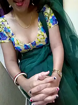 Snapshot of Roja-Telugu777 chatting on 03-08-25, 02:23 Roja-Telugu777 online show from 03-08-25, 02:23