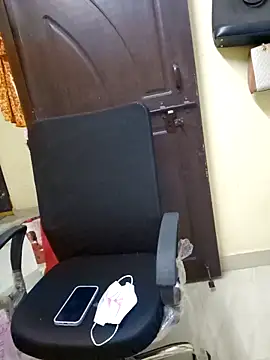 Snapshot of Roja-Telugu777 chatting on 03-12-25, 01:47 Roja-Telugu777 online show from 03-12-25, 01:47