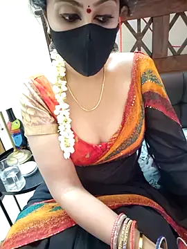 Snapshot of Roja-Telugu777 chatting on 09-10-25, 01:49 Roja-Telugu777 online show from 09-10-25, 01:49