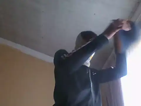 Snapshot of Kem_Secrets chatting on 11-17-25, 10:54 Kem Secrets online show from 11-17-25, 10:54