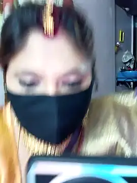 Snapshot of BongQueen9 chatting on 02-02-26, 05:11 BongQueen9 online show from 02-02-26, 05:11