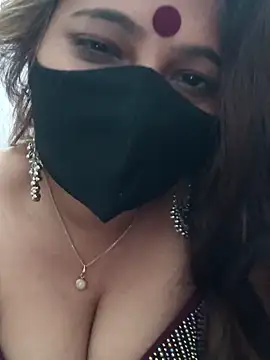 Snapshot of BongQueen9 chatting on 02-03-26, 10:15 BongQueen9 online show from 02-03-26, 10:15