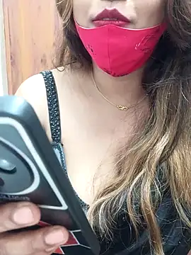 Snapshot of BongQueen9 chatting on 03-01-26, 01:13 BongQueen9 online show from 03-01-26, 01:13