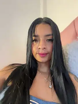 Snapshot of Laura_fernandezII chatting on 01-31-25, 03:00 Laura fernandezII online show from 01-31-25, 03:00