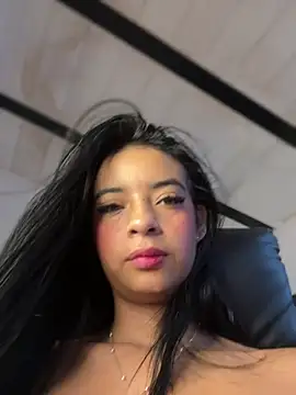 Snapshot of Laura_fernandezII chatting on 02-08-25, 12:39 Laura fernandezII online show from 02-08-25, 12:39