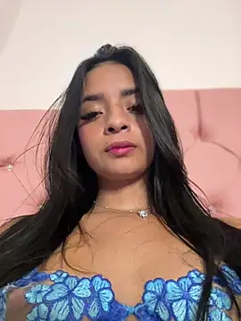 Snapshot of Laura_fernandezII chatting on 02-25-25, 03:52 Laura fernandezII online show from 02-25-25, 03:52