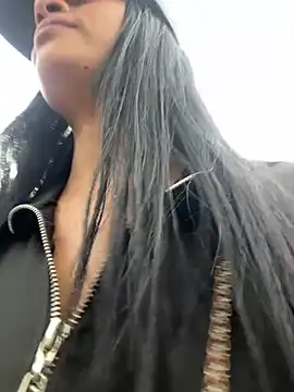 Snapshot of Laura_fernandezII chatting on 02-27-25, 06:09 Laura fernandezII online show from 02-27-25, 06:09