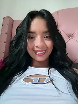 Snapshot of Laura_fernandezII chatting on 03-11-25, 10:42 Laura fernandezII online show from 03-11-25, 10:42
