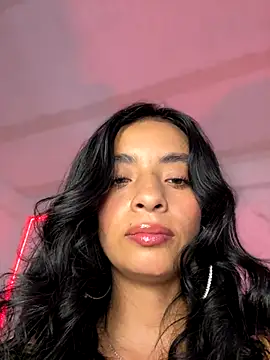 Snapshot of Laura_fernandezII chatting on 10-05-25, 07:34 Laura fernandezII online show from 10-05-25, 07:34