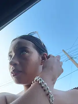 Laura fernandezII online show from 03-07-26, 10:07