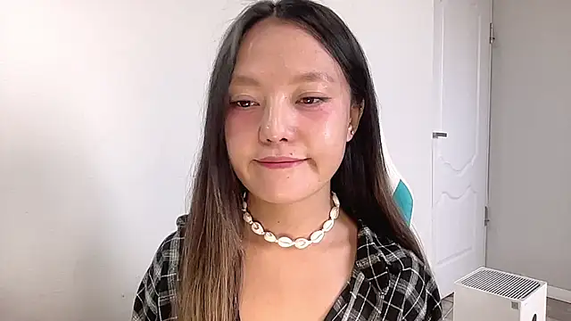 Risalynn online show from 12-18-24, 06:43